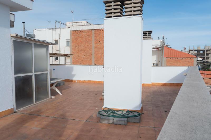 Foto 25118b76-5b14-4615-9f85-a5cb3cdb48f4. Àtic amb calefacció a Riu Nord Santa Coloma de Gramenet