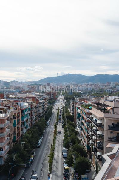 Foto 63f951a4-3519-4da8-a602-409088471645. Àtic amb calefacció a Riu Nord Santa Coloma de Gramenet