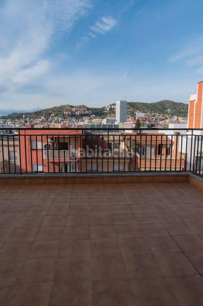 Foto 928aceb9-518f-4bb8-bd80-ad90ad2413b3. Àtic amb calefacció a Riu Nord Santa Coloma de Gramenet