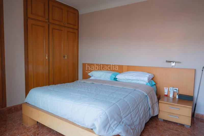 Foto 931aa562-de48-417f-858c-34a197325f92. Àtic amb calefacció a Riu Nord Santa Coloma de Gramenet