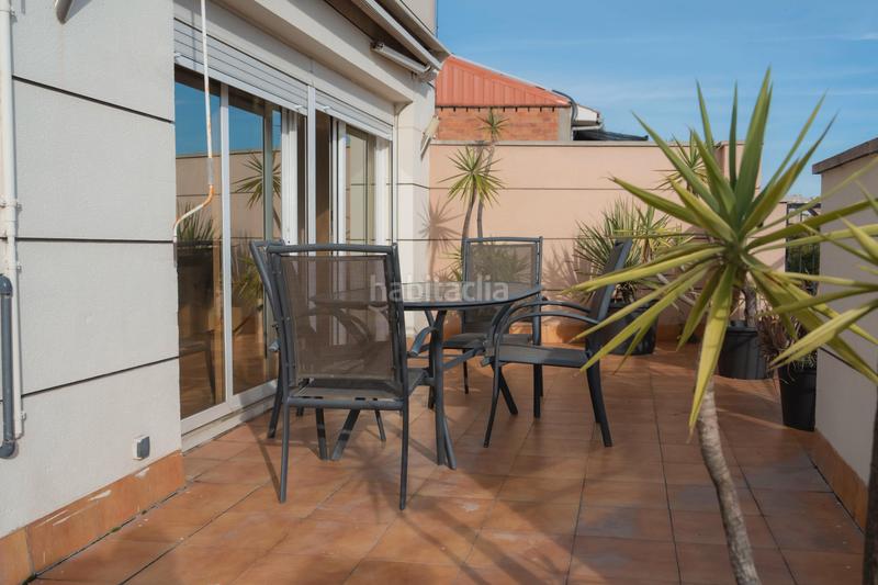 Foto ca67f462-bdbe-4fae-ba98-0bbd0c148b3d. Àtic amb calefacció a Riu Nord Santa Coloma de Gramenet