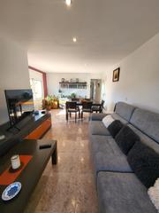 Appartement  Carrer del portal. Fantàstic pis preparat per entrar a viure, amb llum i pàrquing