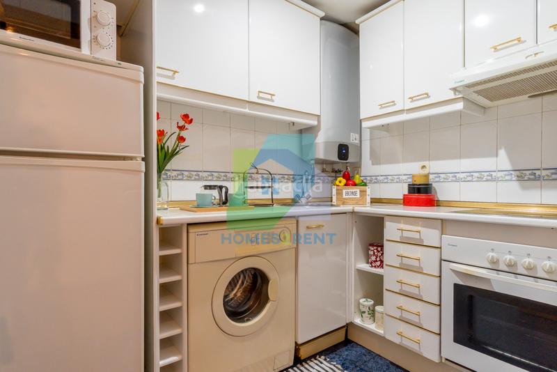 Foto 9375a23b-fead-437e-ae15-9ce908fd2915. Rent flat in calle de la cruz 10 in Sol Madrid