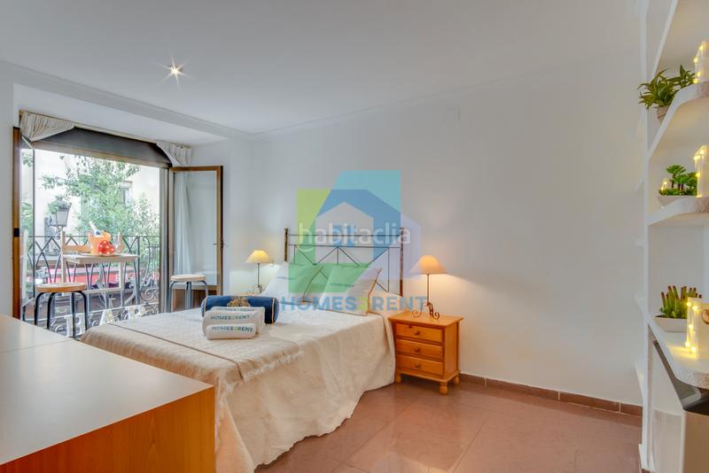 Foto f1acea85-c0c1-42a9-b51f-d632d82806c8. Rent flat in calle de la cruz 10 in Sol Madrid