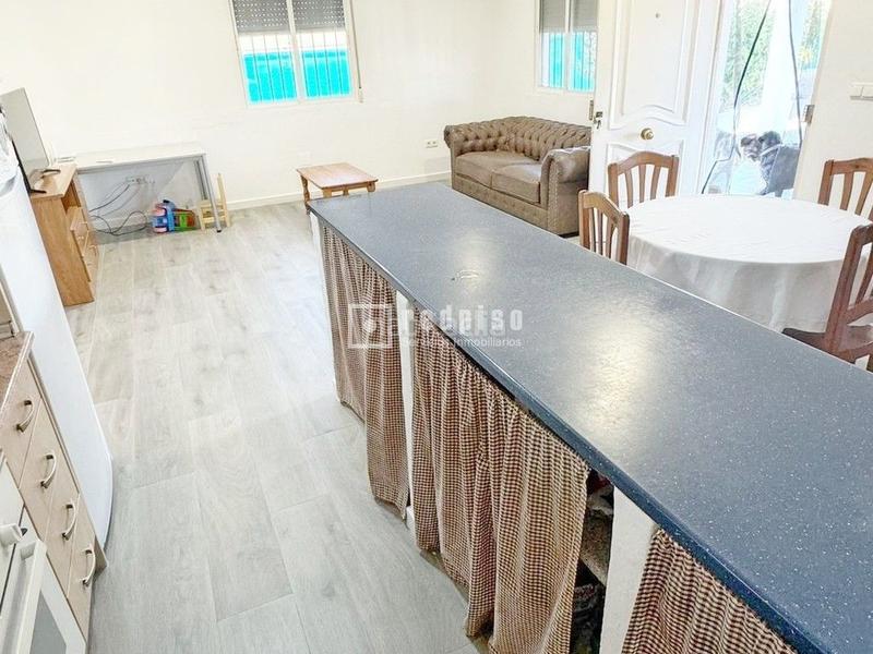 Foto 2870eed5-8958-49df-8c6d-390a344e4b61. Casa amb calefacció aparcament piscina a Fortuna