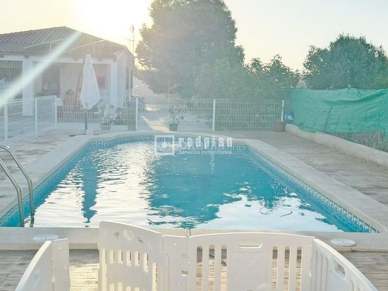 Foto b852ba85-3636-4280-9ccf-55d30671da17. Casa amb calefacció aparcament piscina a Fortuna