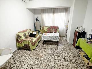 Pis a El Castillo - San Roque - El Carmen. Red piso vende piso en molina de segura