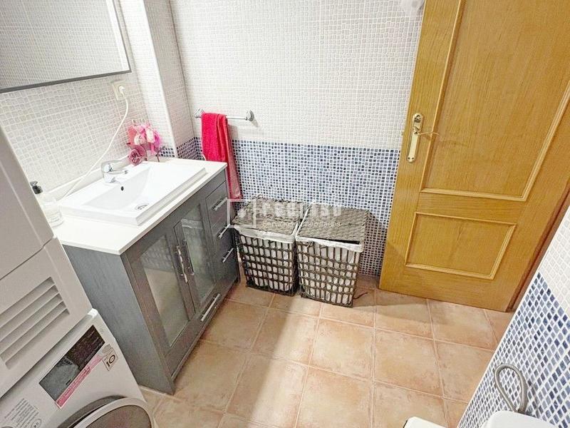 Foto 4013c8f7-cf1c-4b12-a277-b4a890b9a640. Maison avec parking dans Los Vientos - Casa Ros Molina de Segura