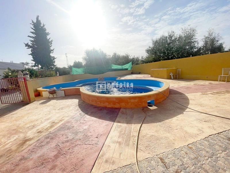 Foto 15c735be-dbc5-4a56-aefb-975b58369754. Casa amb calefacció aparcament piscina a El Llano Molina de Segura
