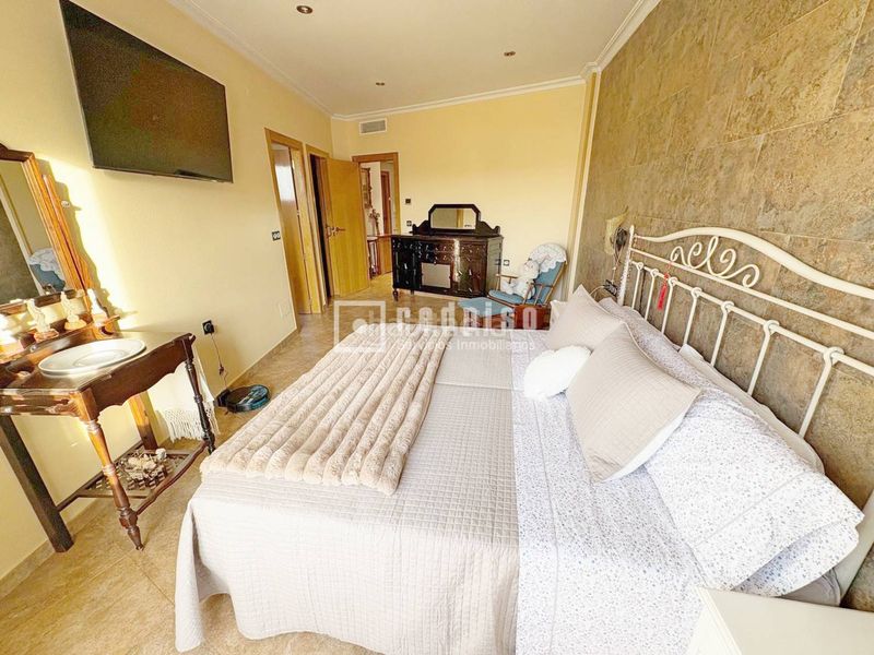 Foto a92b6c2e-d074-42d8-8111-9b77c183295a. Casa amb calefacció aparcament a Ceutí
