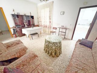 Casa a Sagrado Corazón. Red piso vende casa en molina de segura