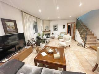 Xalet a Altorreal - El Chorrico. Se vende piso en molina de segura