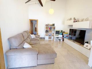 Haus in La Alcayna. Red piso vende casa