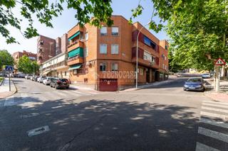 Parking coche en Casco Antiguo. Boxplaza de garaje en venta en majadahonda