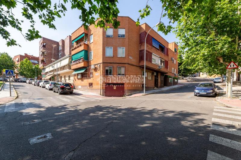 Foto 0a4d04a6-782d-4905-b528-b693f860c845. Aparcament cotxe a Casco Antiguo Majadahonda