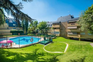 Pis a Casco Antiguo. Piso en venta en majadahonda