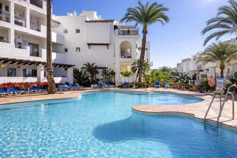 Foto 1b53cfe6-9e34-4909-a8f3-8763cc996426. Duplex con parcheggio in La Duquesa Manilva