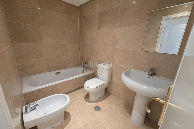 Foto a7d987fa-cc47-449c-bbb6-0ad7f2105675. Duplex con parcheggio in La Duquesa Manilva