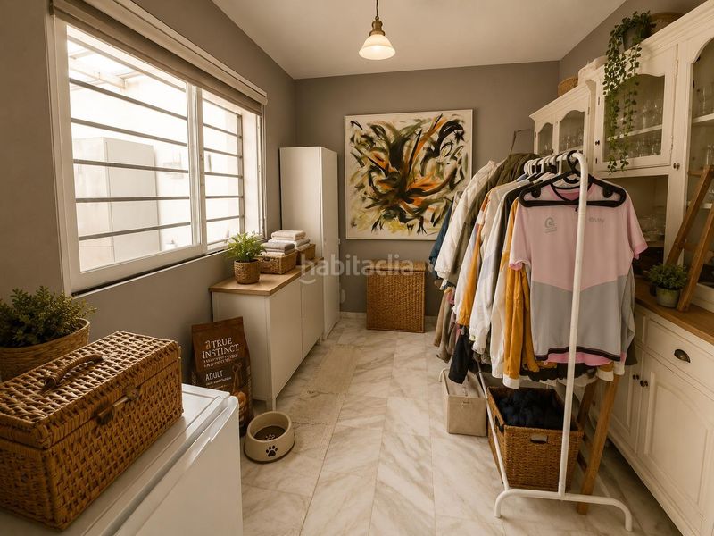 Foto b9079405-867f-4345-ab76-9f0c7e488118. Casa adossada amb aparcament piscina a Guadalmar Málaga