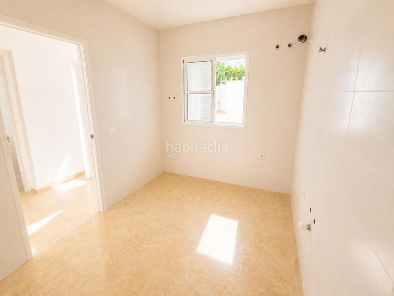 Foto 36265e3e-7474-4ee8-a92b-f7d30b7b8c8b. Chalet villa independiente con piscina privada en la duquesa! en Manilva
