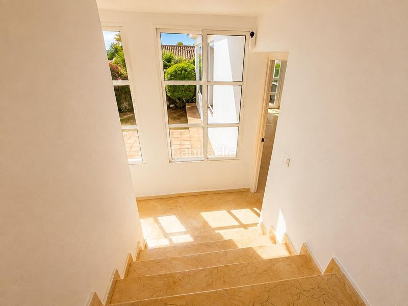Foto 7934a787-e49f-4969-ad41-71bd1b3bf87a. Chalet villa independiente con piscina privada en la duquesa! en Manilva