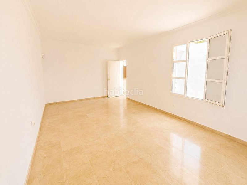 Foto 907eb119-6129-442e-bebf-2886656bab8c. Chalet villa independiente con piscina privada en la duquesa! en Manilva