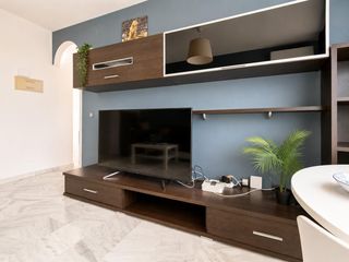 Appartement à El Ejido. Acogedor piso exterior en el centro de málaga  ideal para vivir