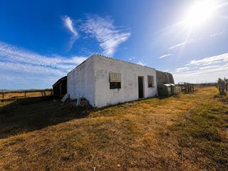 Casale in La Barrosa. Finca agraria con almacén en el carpio  puerto real