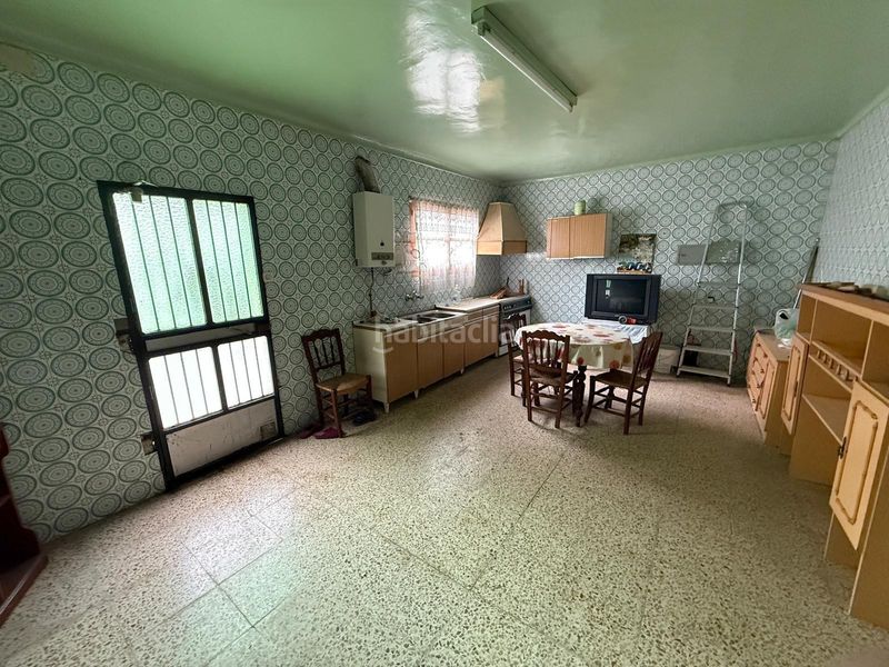 Foto 5c8477ab-8161-4322-9ff0-c35570954402. Casa adossada a Cuevas de San Marcos