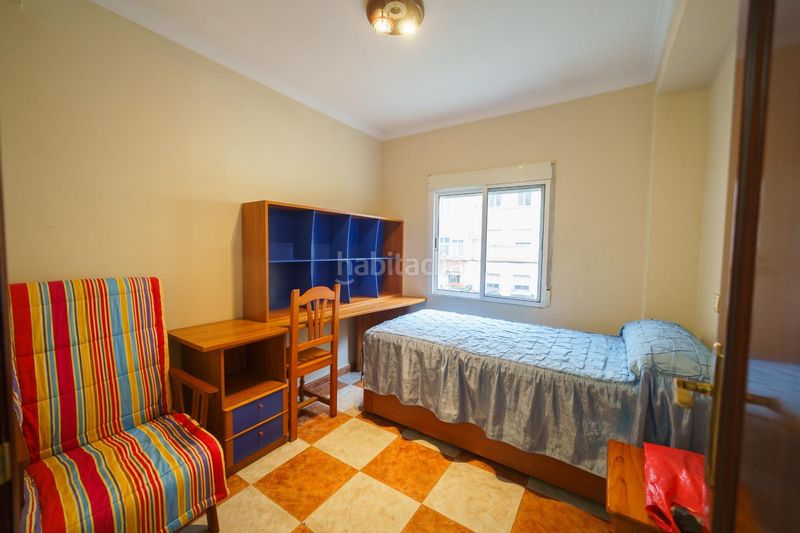 Foto 0d14b748-3f05-4293-99a9-7939d98df410. Apartament a astilleros - la paz - loreto - el corte inglés Cádiz