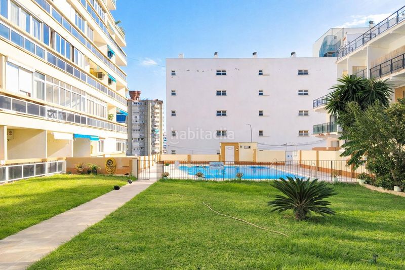 Foto 2dfd93e3-4894-4230-b5dc-5d988e2a5f46. Apartament amb piscina a Ayuntamiento Torremolinos