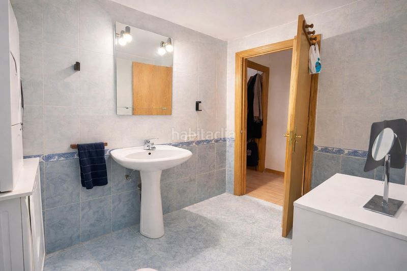 Foto c1bb52ce-71f8-40f8-b8eb-b1d8ddf43460. Apartament amb piscina a Ayuntamiento Torremolinos
