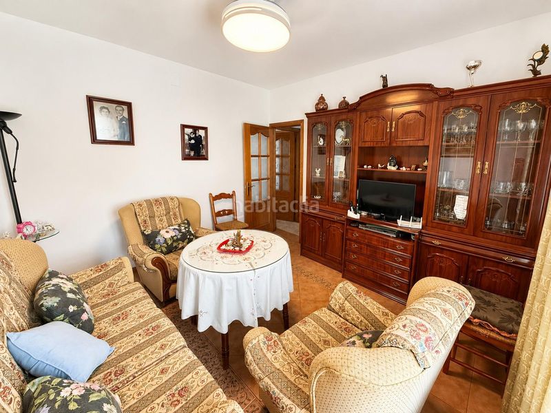 Foto ec9b4fac-eafa-43c7-92d7-f094ea0ed025. Casa adossada amb aparcament a Carlota (La)