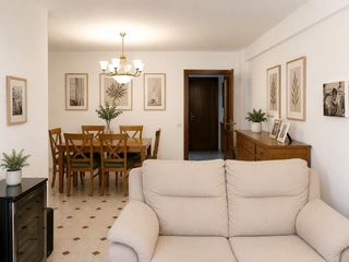 Apartament a Suárez. Amplio piso en una de las mejores zonas de martínez de la rosa!
