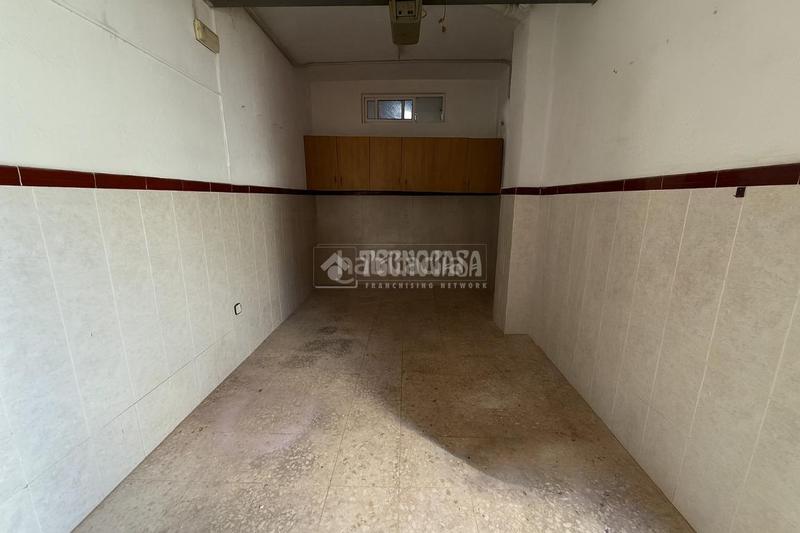 Foto 23903fff-e720-4d89-bd96-00cc6912f52c. Casa aparellada a Martos