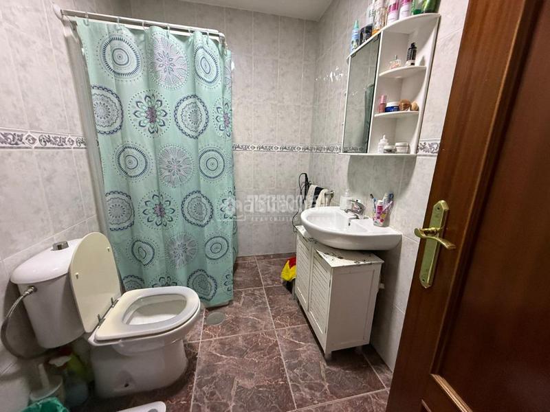 Foto 2b9483aa-6d70-4858-be22-932eda5649e5. Casa aparellada a Martos