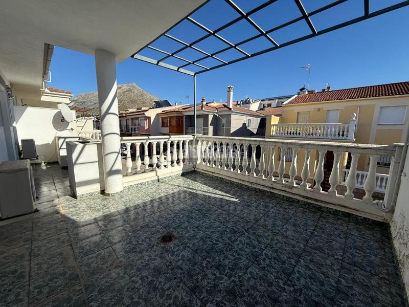 Foto 434f1475-6881-45c8-89e0-9aedc57f15f2. Casa aparellada a Martos