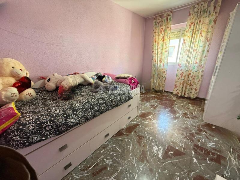 Foto 532d9712-7484-4166-b216-a5e6ed12237b. Casa aparellada a Martos