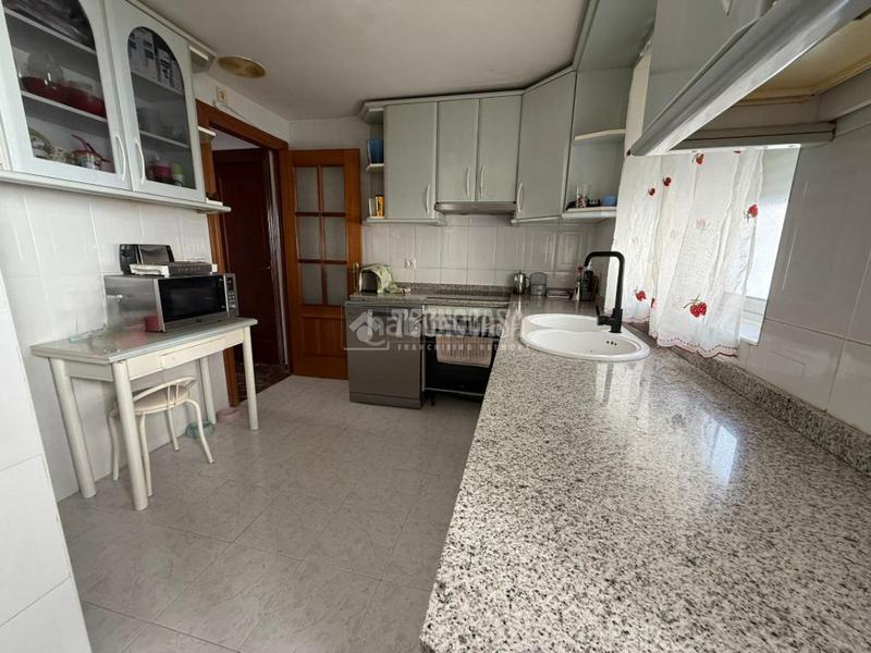 Foto 8d063b00-de22-47b3-bf5a-183845f67c92. Casa aparellada a Martos