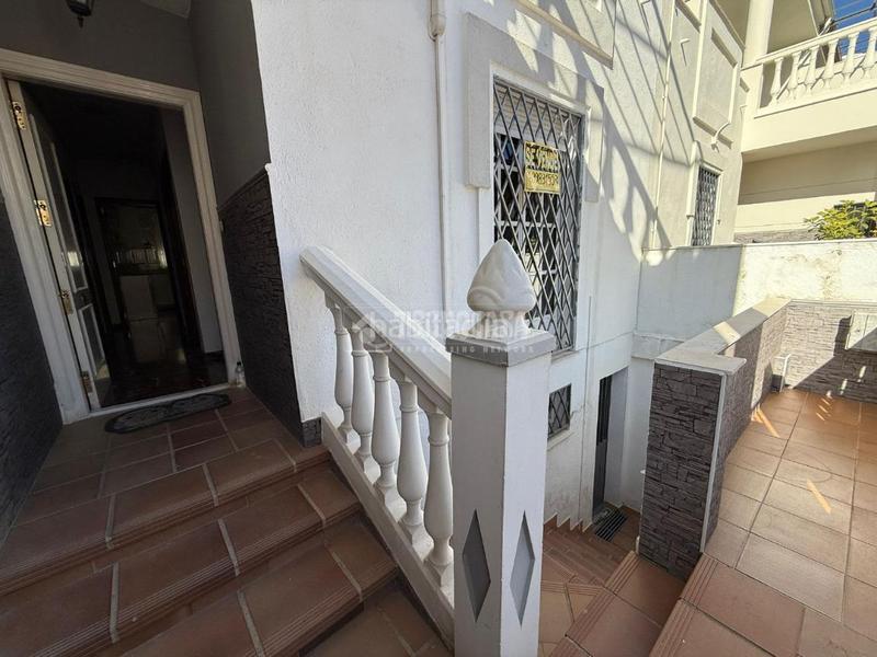 Foto fc042a68-7127-4da8-86c0-a1f0b68fc070. Casa aparellada a Martos