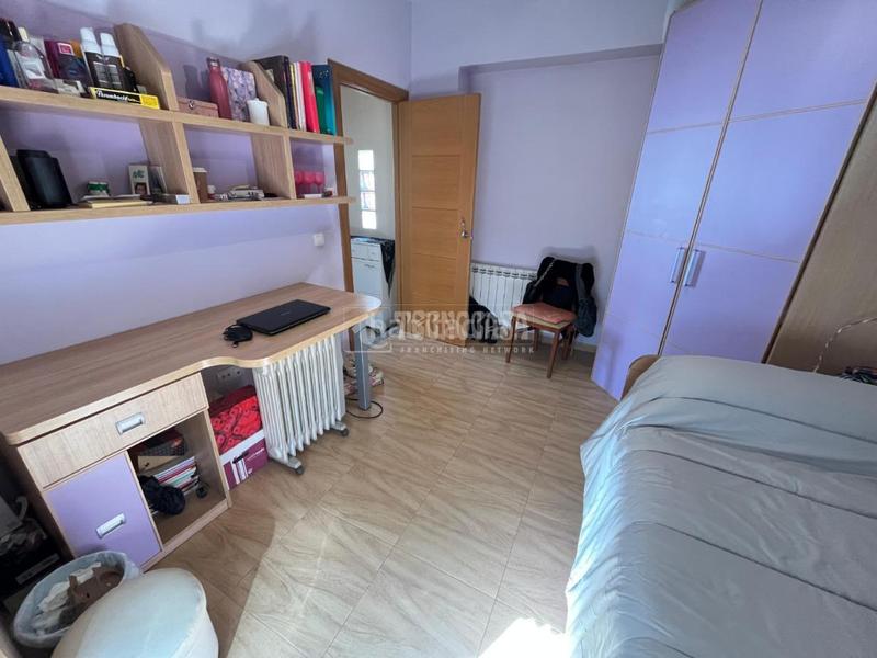 Foto df835b82-edbb-459a-9ef7-6214fdbc1c87. Casa aparellada a Fuensanta de Martos