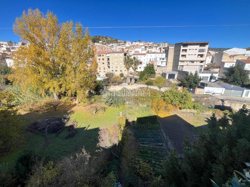 Foto e250bcc5-9c53-4345-adbe-1d758b2a5477. Casa aparellada a Fuensanta de Martos