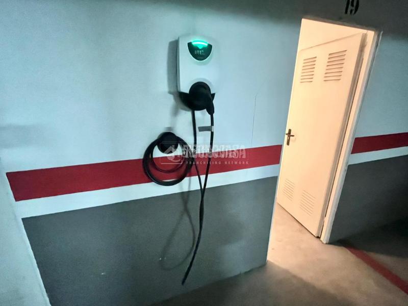 Foto 98187ed1-50e6-47e8-9b0b-cd8c09141def. Autoparkplatz in Torredonjimeno