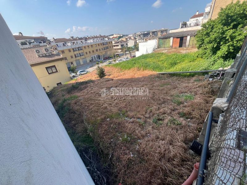 Foto b8c370d7-8b9e-4f0a-a3a0-fdf575004731. Terreny residencial a Martos