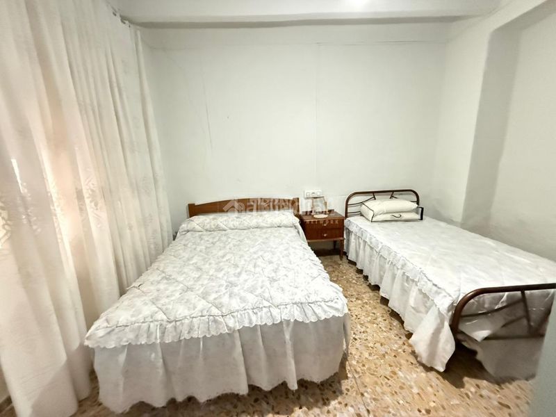 Foto 3ac4ca16-8ae7-454f-b47e-f694a0882fc4. Casa aparellada a Martos