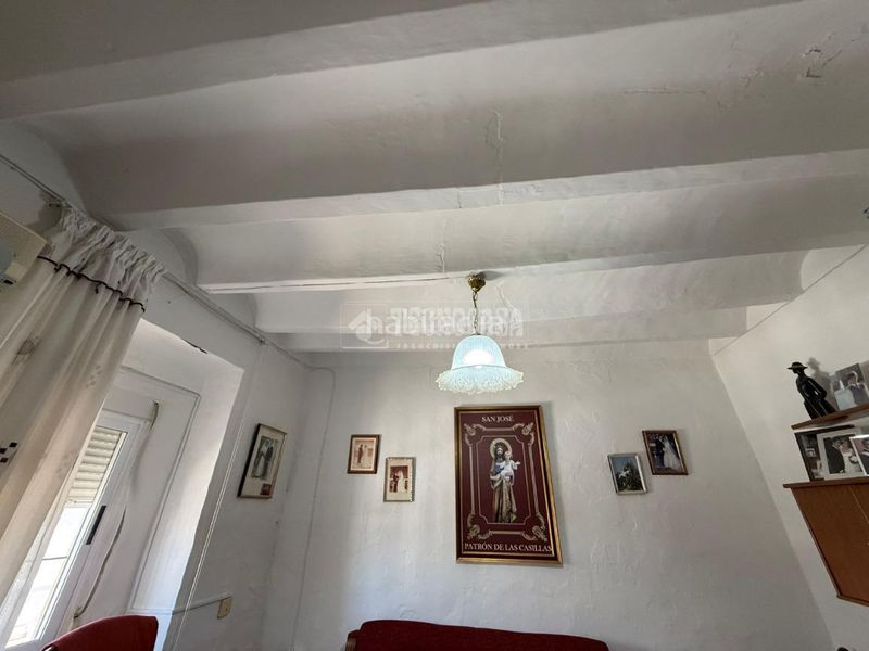 Foto c69eb164-6fc9-4d42-914a-92763e2e245c. Casa aparellada a Martos