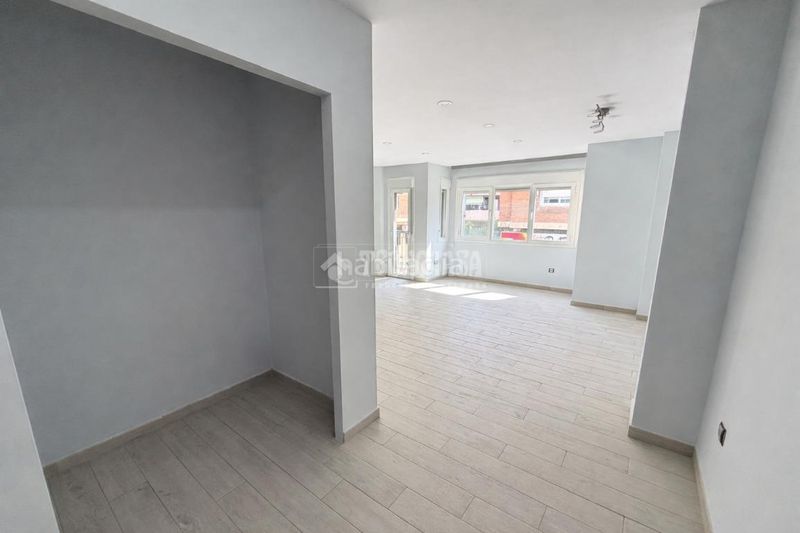 Foto 04a0c1e2-cc78-4ce7-a795-e02680837da4. Pis a Martos