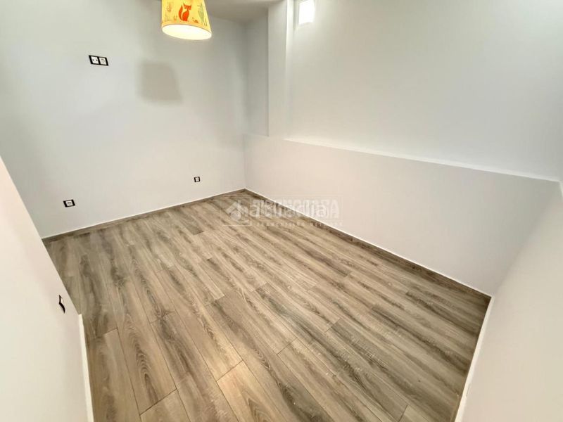 Foto 3527f8f8-6e0d-4d68-a8c3-6c1dfb49bf89. Pis a Martos