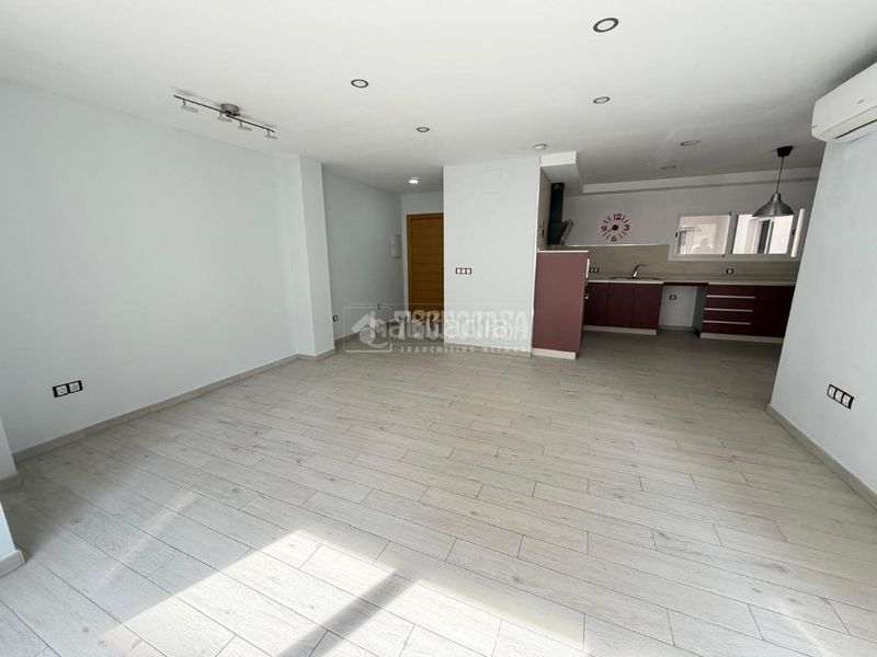 Foto 3ded8b81-cc26-49d6-b79a-bdd8f3674b96. Pis a Martos