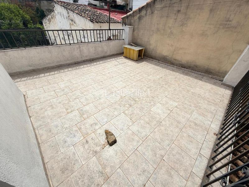 Foto 3c193f40-00ed-4978-825e-e05ad3115564. Casa aparellada a Martos